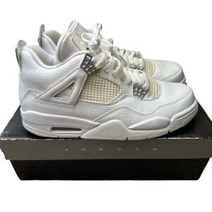 Air Jordan 4 Retro  Pure Money White/Metallic Silver Size 9